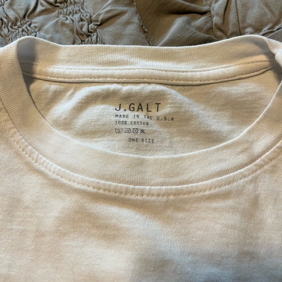J. Galt Brandy Melville t-shirt. Vintage design. One size. - Picture 4 of 5